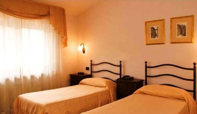 Dominus Hotel Sigillo Extérieur photo